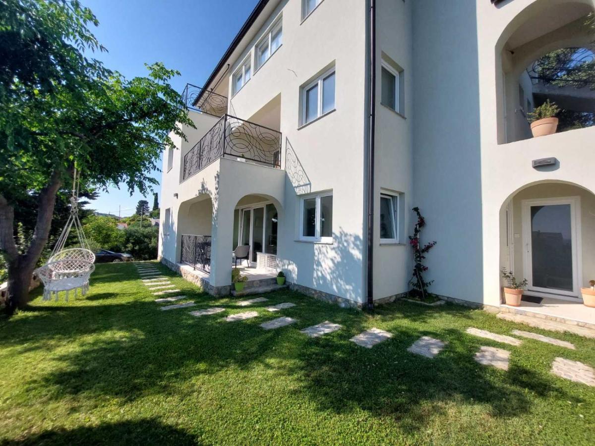Apartment Mia 2 Banjol Exterior photo